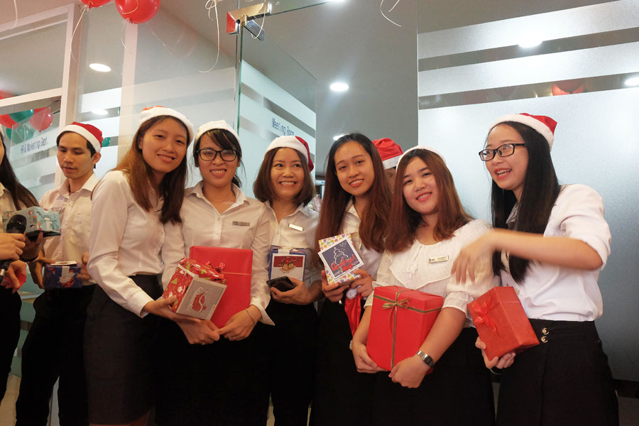 X'MAS PARTY FOR STAFFS AT OFFICE
