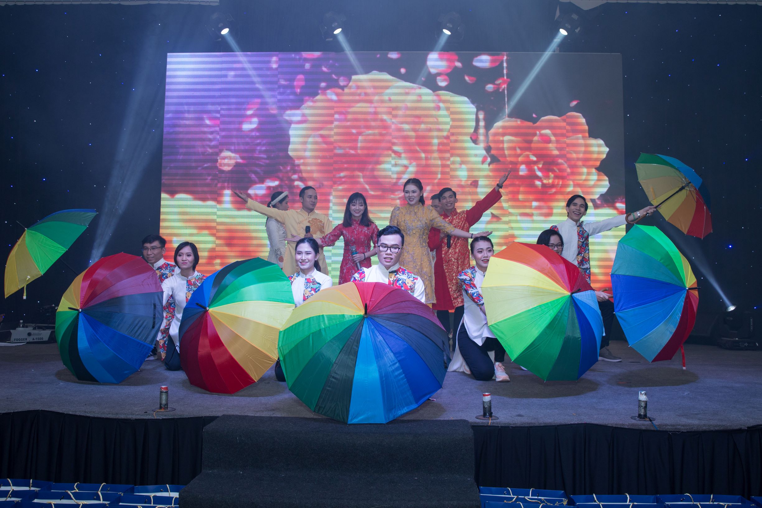 YEAR END PARTY 2019