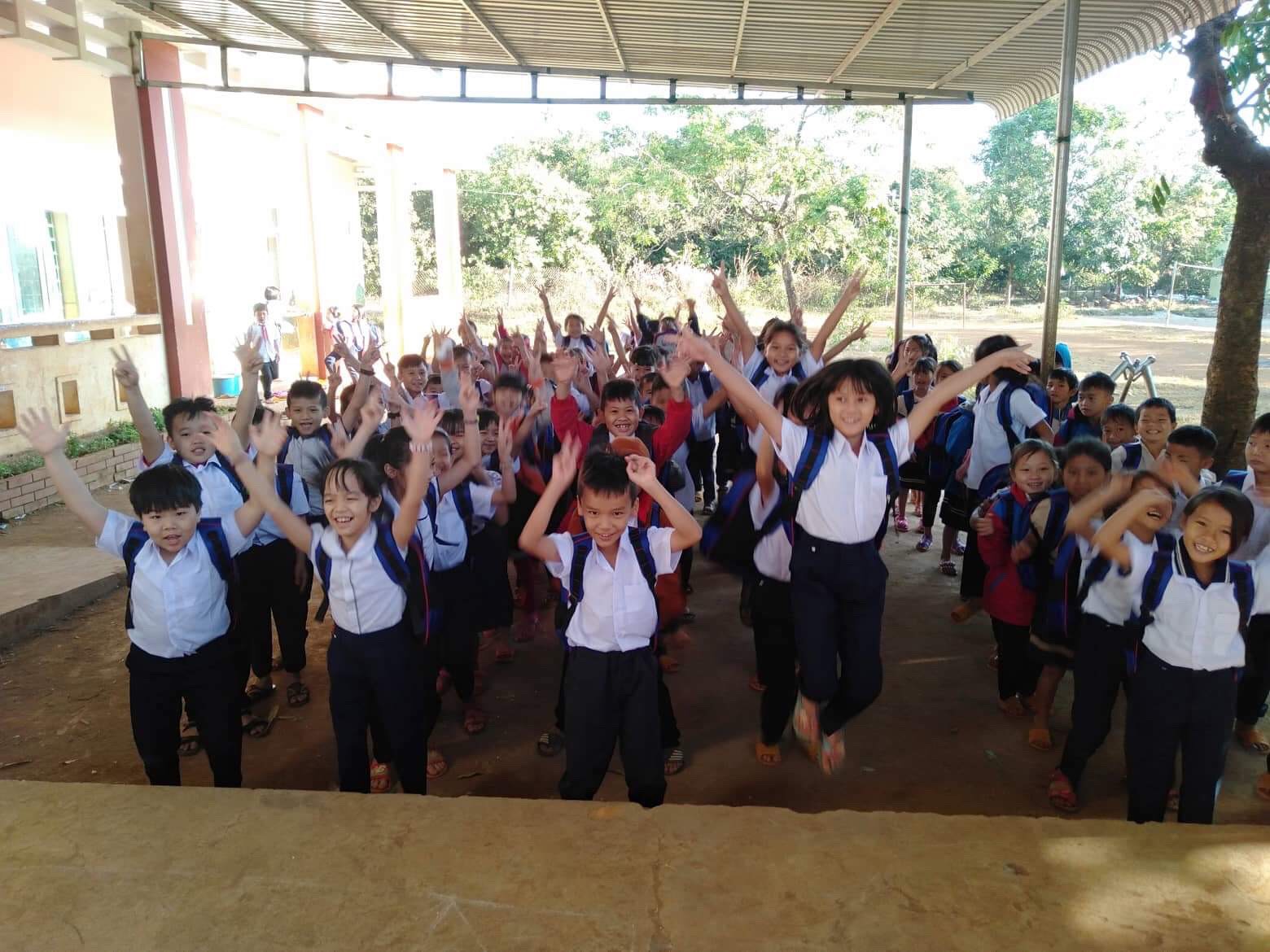 SPRING VOLUNTEER TRIP TO TO HIEU PRIMARY SCHOOL AT DAK NONG